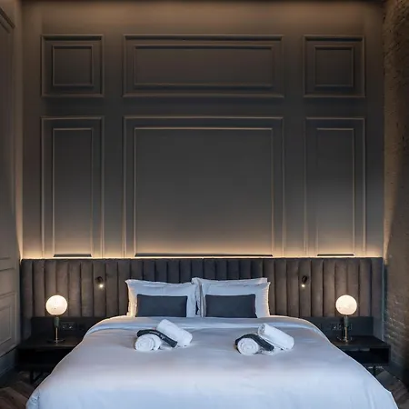 Gagos - Center Larissa